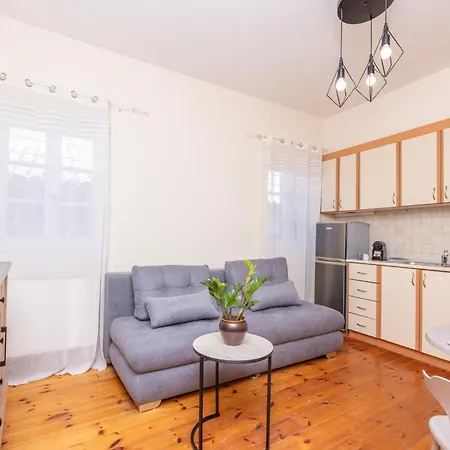 Mouragio Budget 3rd flr apt * Corfu (city)