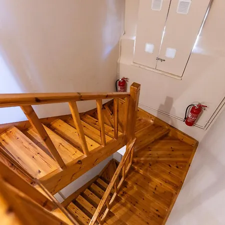 Mouragia Budget Places *